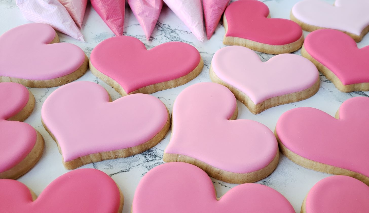Cookie Icing 101: How to Use Wilton Cookie Icing