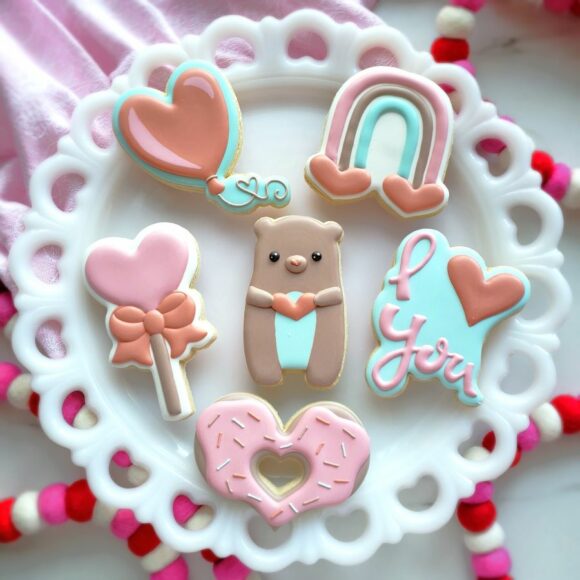 Valentine's Day Online Cookie Decorating Class 2024